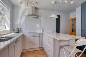 Kitchen- click for photo gallery